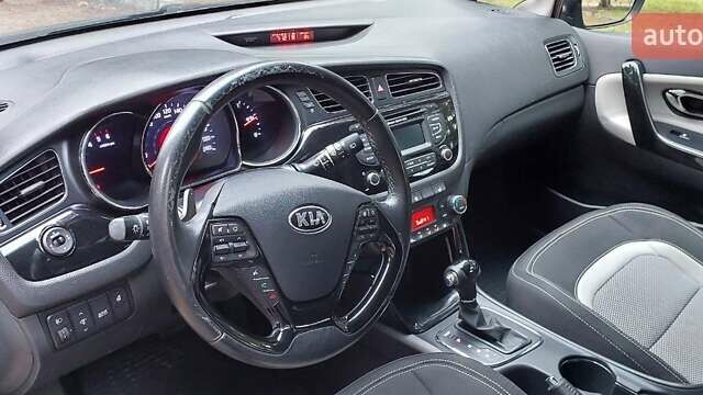 Сірий Кіа Сід, об'ємом двигуна 1.6 л та пробігом 148 тис. км за 9700 $, фото 3 на Automoto.ua