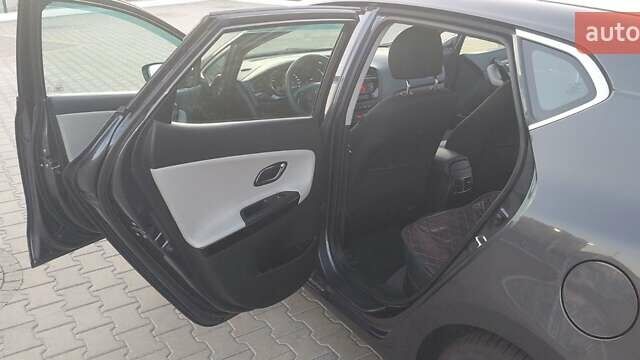 Серый Киа Сид, объемом двигателя 1.6 л и пробегом 103 тыс. км за 13600 $, фото 1 на Automoto.ua