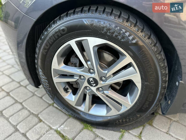 Серый Киа Сид, объемом двигателя 1.6 л и пробегом 91 тыс. км за 10700 $, фото 58 на Automoto.ua