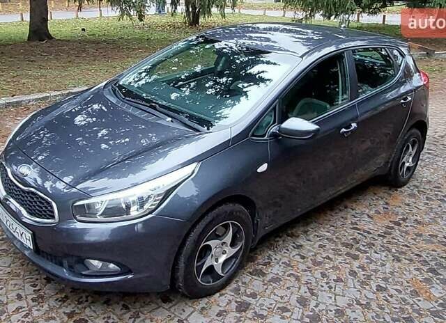 Сірий Кіа Сід, об'ємом двигуна 1.6 л та пробігом 148 тис. км за 9700 $, фото 7 на Automoto.ua