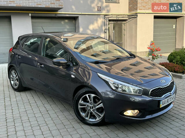 Серый Киа Сид, объемом двигателя 1.6 л и пробегом 91 тыс. км за 10700 $, фото 9 на Automoto.ua