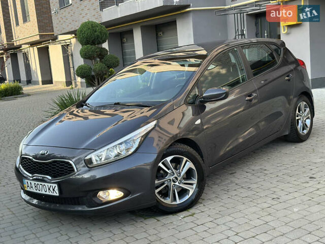 Серый Киа Сид, объемом двигателя 1.6 л и пробегом 91 тыс. км за 10700 $, фото 7 на Automoto.ua