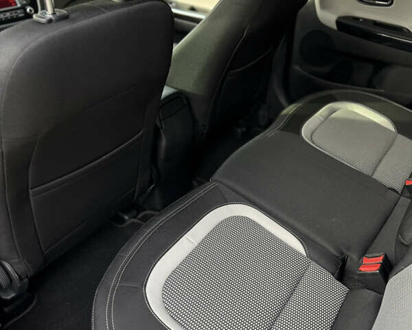 Серый Киа Сид, объемом двигателя 1.6 л и пробегом 65 тыс. км за 12800 $, фото 12 на Automoto.ua