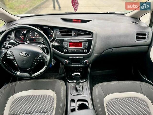 Серый Киа Сид, объемом двигателя 1.59 л и пробегом 131 тыс. км за 10500 $, фото 15 на Automoto.ua