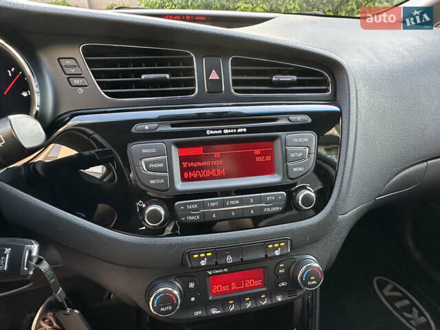 Серый Киа Сид, объемом двигателя 1.6 л и пробегом 91 тыс. км за 10700 $, фото 48 на Automoto.ua