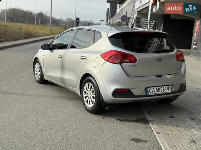 Серый Киа Сид, объемом двигателя 1.6 л и пробегом 65 тыс. км за 12800 $, фото 6 на Automoto.ua