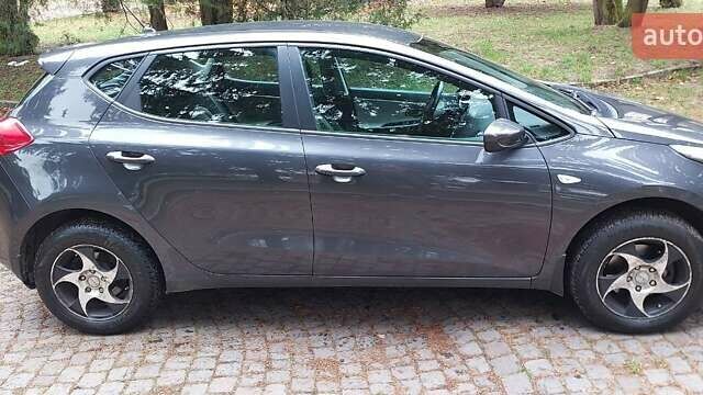 Сірий Кіа Сід, об'ємом двигуна 1.6 л та пробігом 148 тис. км за 9700 $, фото 8 на Automoto.ua