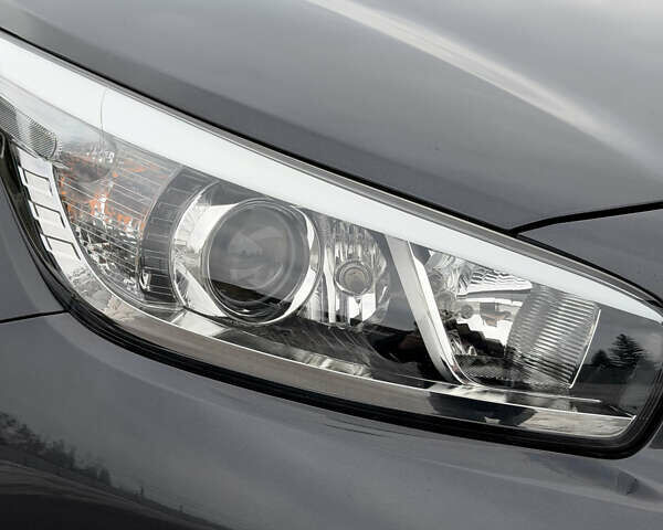 Сірий Кіа Сід, об'ємом двигуна 1.6 л та пробігом 189 тис. км за 10700 $, фото 12 на Automoto.ua