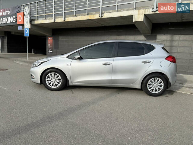 Серый Киа Сид, объемом двигателя 1.6 л и пробегом 65 тыс. км за 12800 $, фото 7 на Automoto.ua