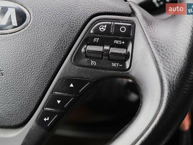 Серый Киа Сид, объемом двигателя 1.4 л и пробегом 221 тыс. км за 8600 $, фото 18 на Automoto.ua