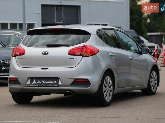 Серый Киа Сид, объемом двигателя 1.4 л и пробегом 221 тыс. км за 8600 $, фото 5 на Automoto.ua