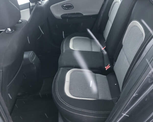 Сірий Кіа Сід, об'ємом двигуна 1.58 л та пробігом 127 тис. км за 9000 $, фото 6 на Automoto.ua