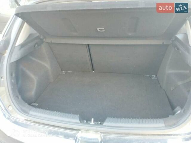 Сірий Кіа Сід, об'ємом двигуна 1.59 л та пробігом 150 тис. км за 11000 $, фото 9 на Automoto.ua