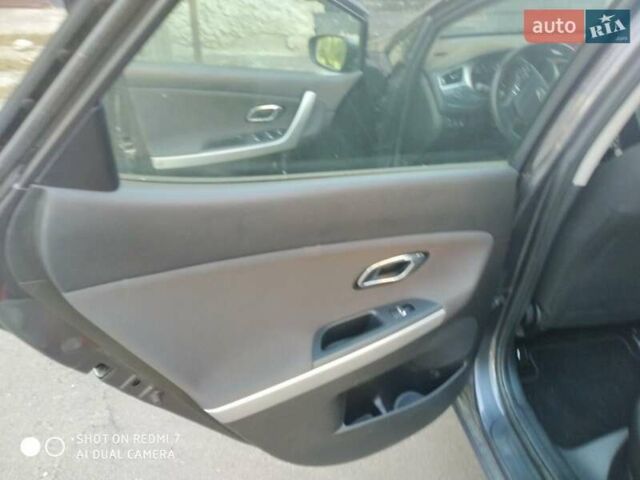 Сірий Кіа Сід, об'ємом двигуна 1.59 л та пробігом 150 тис. км за 11000 $, фото 12 на Automoto.ua