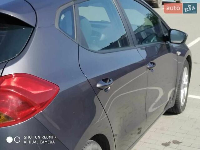 Сірий Кіа Сід, об'ємом двигуна 1.59 л та пробігом 150 тис. км за 11000 $, фото 3 на Automoto.ua