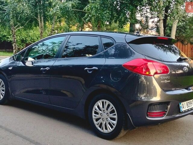 Серый Киа Сид, объемом двигателя 1.6 л и пробегом 168 тыс. км за 9499 $, фото 5 на Automoto.ua
