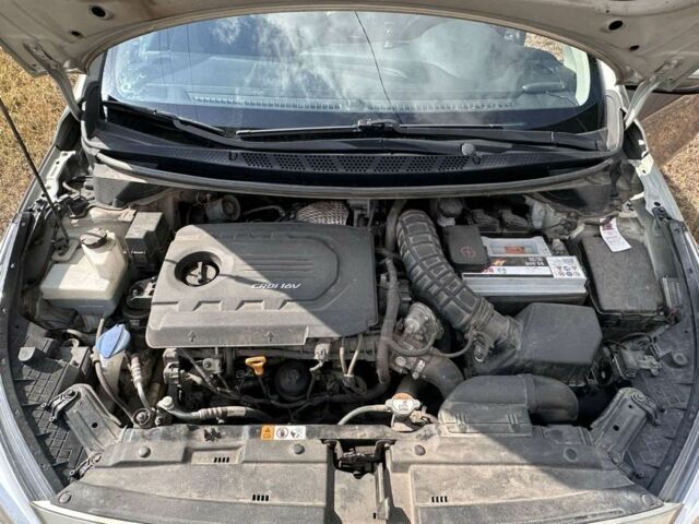 Сірий Кіа Сід, об'ємом двигуна 1.6 л та пробігом 77 тис. км за 13031 $, фото 18 на Automoto.ua