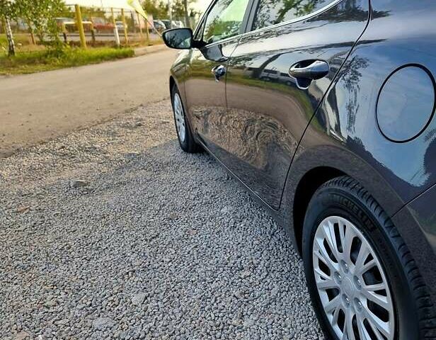 Серый Киа Сид, объемом двигателя 1.6 л и пробегом 127 тыс. км за 13700 $, фото 48 на Automoto.ua