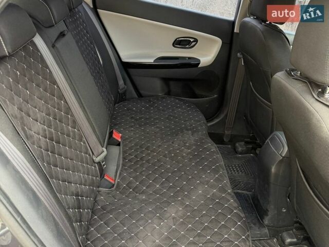 Серый Киа Сид, объемом двигателя 1.58 л и пробегом 70 тыс. км за 15000 $, фото 1 на Automoto.ua