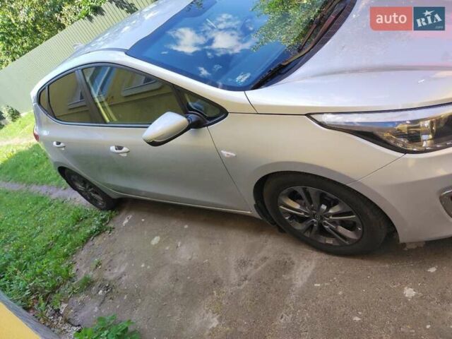 Сірий Кіа Сід, об'ємом двигуна 1.6 л та пробігом 241 тис. км за 10300 $, фото 1 на Automoto.ua