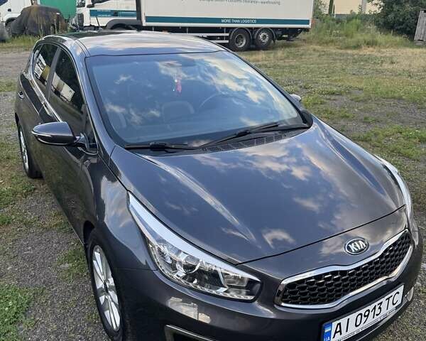 Серый Киа Сид, объемом двигателя 1.59 л и пробегом 55 тыс. км за 15500 $, фото 6 на Automoto.ua