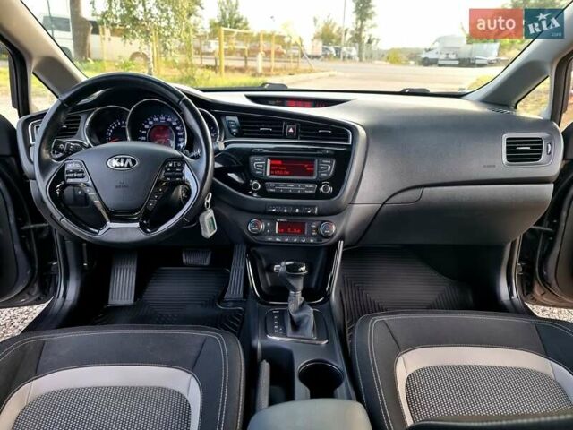Серый Киа Сид, объемом двигателя 1.6 л и пробегом 127 тыс. км за 13700 $, фото 31 на Automoto.ua