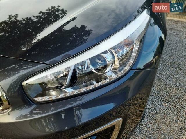 Серый Киа Сид, объемом двигателя 1.6 л и пробегом 127 тыс. км за 13700 $, фото 17 на Automoto.ua