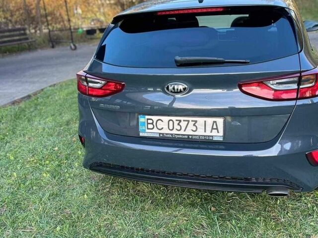 Серый Киа Сид, объемом двигателя 1.37 л и пробегом 144 тыс. км за 13400 $, фото 8 на Automoto.ua