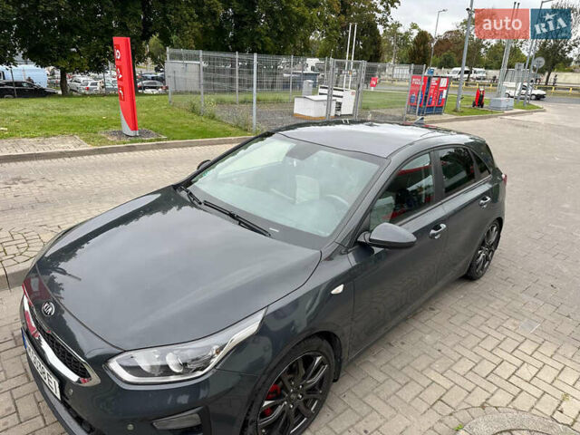 Серый Киа Сид, объемом двигателя 1.6 л и пробегом 138 тыс. км за 12000 $, фото 15 на Automoto.ua