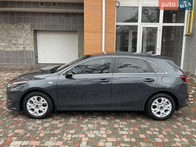 Серый Киа Сид, объемом двигателя 1.6 л и пробегом 15 тыс. км за 18900 $, фото 1 на Automoto.ua