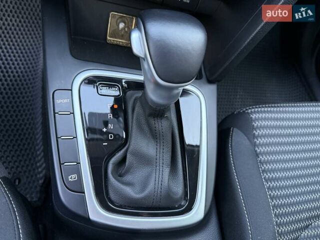 Серый Киа Сид, объемом двигателя 1.59 л и пробегом 17 тыс. км за 18999 $, фото 62 на Automoto.ua