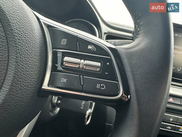 Серый Киа Сид, объемом двигателя 1.59 л и пробегом 28 тыс. км за 19200 $, фото 14 на Automoto.ua