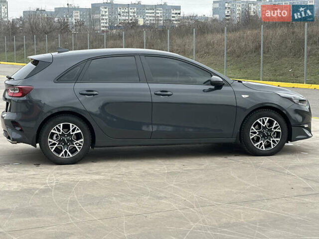 Серый Киа Сид, объемом двигателя 1.59 л и пробегом 28 тыс. км за 19200 $, фото 9 на Automoto.ua