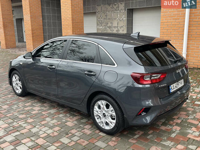 Серый Киа Сид, объемом двигателя 1.6 л и пробегом 15 тыс. км за 18900 $, фото 3 на Automoto.ua