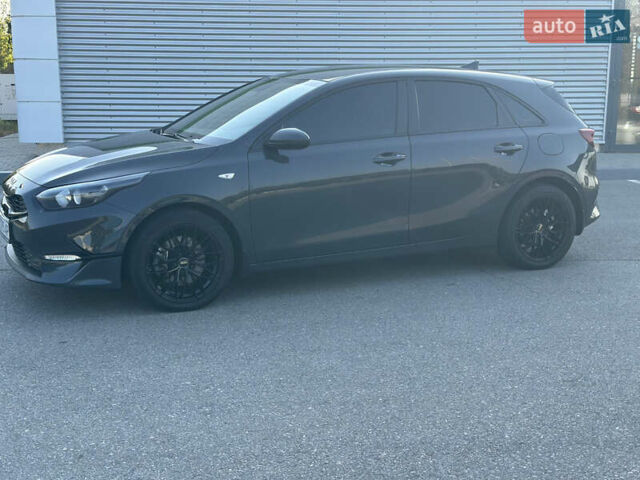 Серый Киа Сид, объемом двигателя 1.59 л и пробегом 27 тыс. км за 19900 $, фото 6 на Automoto.ua