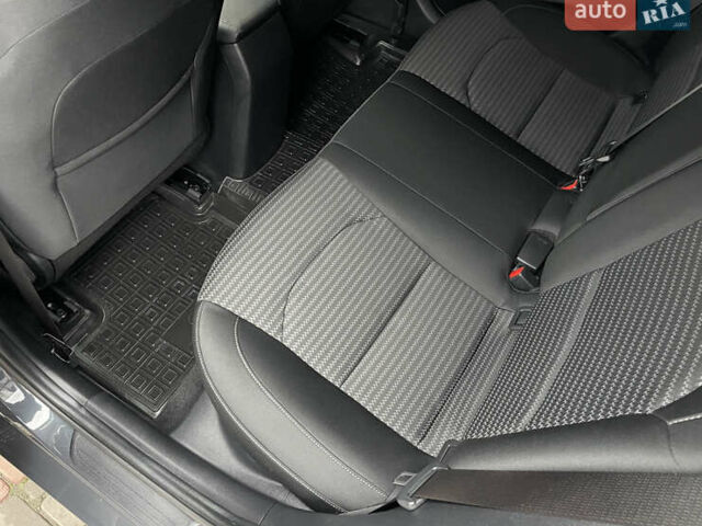 Серый Киа Сид, объемом двигателя 1.6 л и пробегом 15 тыс. км за 18900 $, фото 12 на Automoto.ua