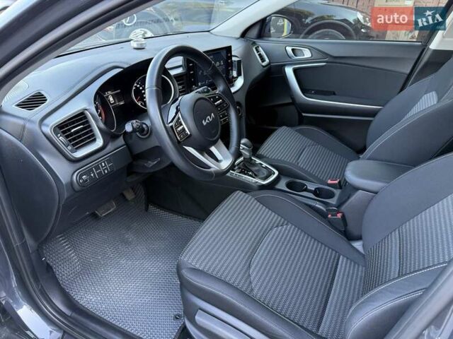 Серый Киа Сид, объемом двигателя 1.59 л и пробегом 17 тыс. км за 18999 $, фото 1 на Automoto.ua