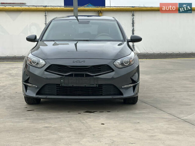 Серый Киа Сид, объемом двигателя 1.59 л и пробегом 28 тыс. км за 19200 $, фото 12 на Automoto.ua