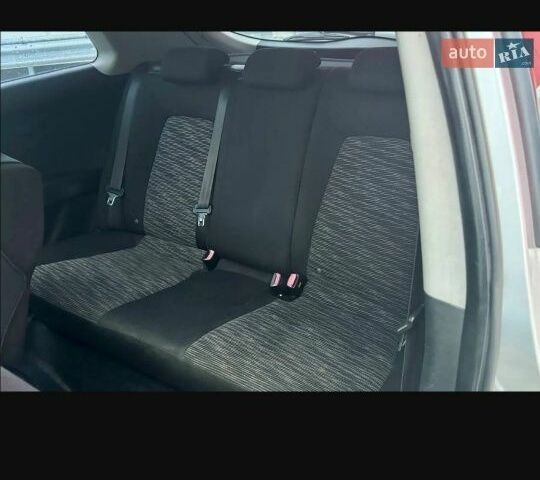 Серый Киа Сид, объемом двигателя 1.6 л и пробегом 220 тыс. км за 4100 $, фото 2 на Automoto.ua