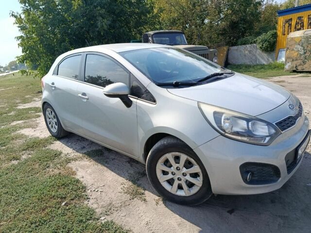 Сірий Кіа Сід, об'ємом двигуна 1.1 л та пробігом 215 тис. км за 5400 $, фото 3 на Automoto.ua