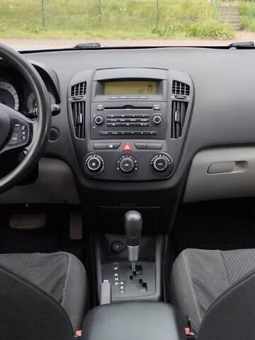 Киа Сид 2007 в Львове на Automoto.ua Серый Киа Сид, объемом двигателя 1.6 л и пробегом 287 тыс. км за 6400 $, фото 3 на Automoto.ua