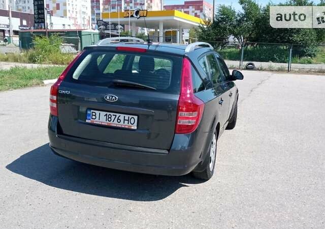 Серый Киа Сид, объемом двигателя 1.6 л и пробегом 240 тыс. км за 5300 $, фото 8 на Automoto.ua