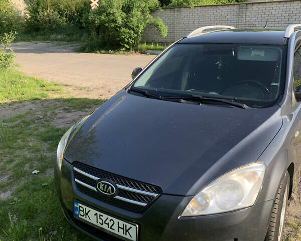 Сірий Кіа Сід, об'ємом двигуна 0 л та пробігом 241 тис. км за 6500 $, фото 2 на Automoto.ua