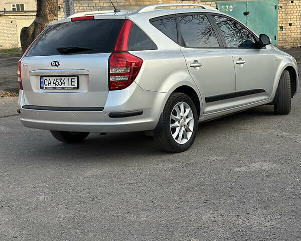 Сірий Кіа Сід, об'ємом двигуна 1.6 л та пробігом 195 тис. км за 6499 $, фото 6 на Automoto.ua