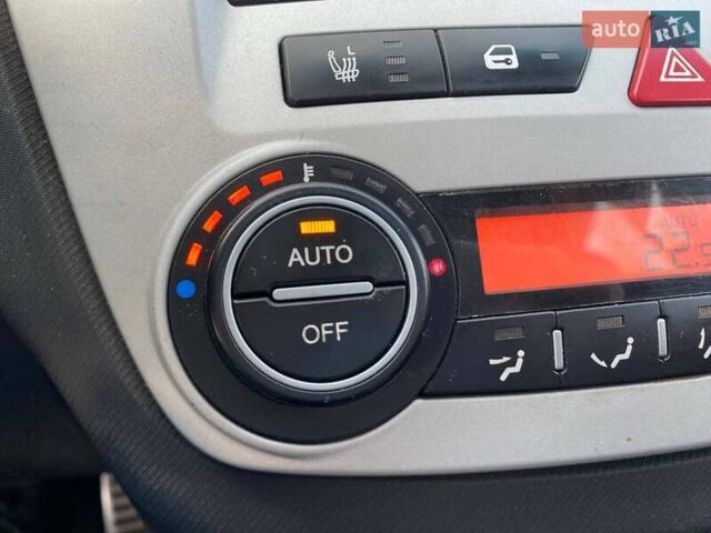 Кіа Сід 2007 у Запоріжжя на Automoto.ua Сірий Кіа Сід, об'ємом двигуна 1.58 л та пробігом 360 тис. км за 5499 $, фото 30 на Automoto.ua