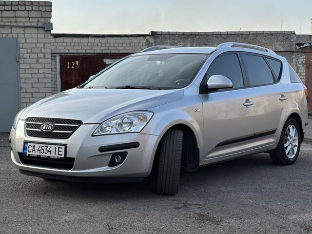 Серый Киа Сид, объемом двигателя 1.6 л и пробегом 208 тыс. км за 6400 $, фото 1 на Automoto.ua
