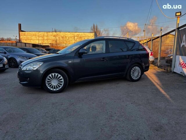 Сірий Кіа Сід, об'ємом двигуна 1.5 л та пробігом 264 тис. км за 5790 $, фото 1 на Automoto.ua