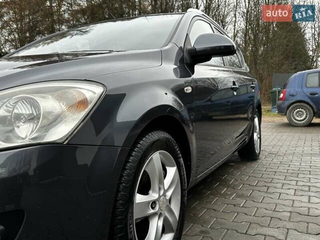 Серый Киа Сид, объемом двигателя 1.6 л и пробегом 178 тыс. км за 5399 $, фото 28 на Automoto.ua