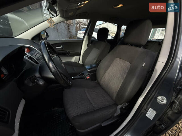 Сірий Кіа Сід, об'ємом двигуна 1.6 л та пробігом 231 тис. км за 5200 $, фото 15 на Automoto.ua