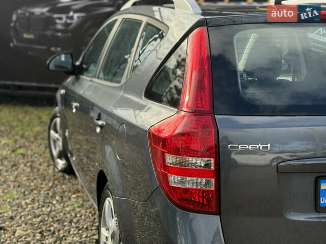 Сірий Кіа Сід, об'ємом двигуна 1.6 л та пробігом 231 тис. км за 5200 $, фото 11 на Automoto.ua